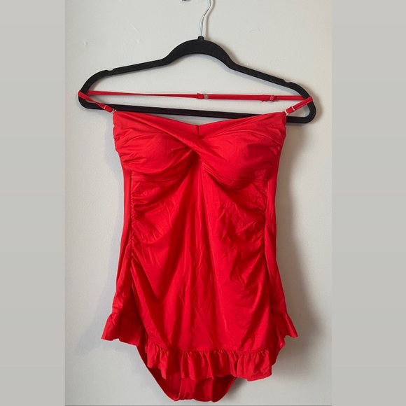 Jantzen Other - 🔸2/$12🔸 Red One-Piece Bathing Suit